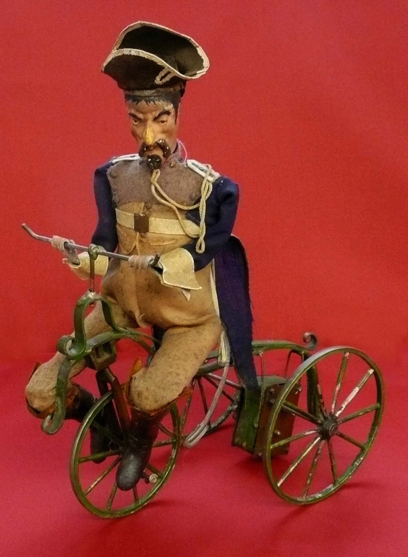 Gendarme en tricycle - fin 19ème siècle